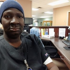 Meet your Posher, Robert